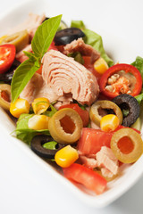 Tuna and vegetable salad