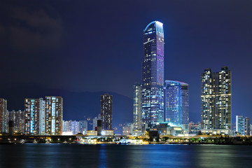Obraz premium Night scene of cityscape in Hong Kong