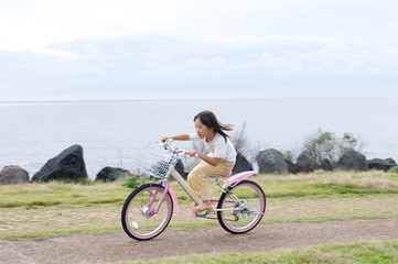 Obraz premium 自転車ガール