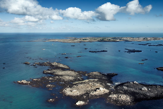 Vue a&eacute;rienne du Littoral de Santec, Finistere