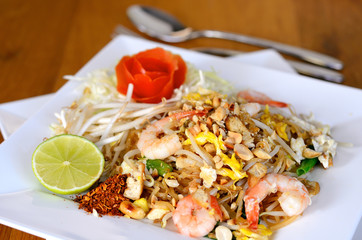 Pad thai