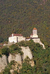 Fototapeta na wymiar Tyrol Castle