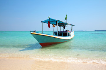 Fototapeta na wymiar Boat on a beach