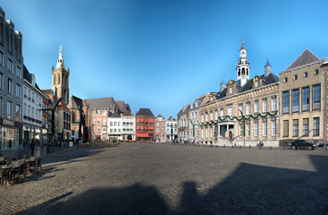 Fototapeta na wymiar Marktplatz Roermond