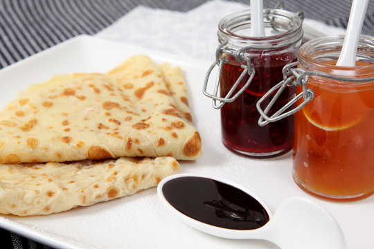 Crêpes à La Confiture