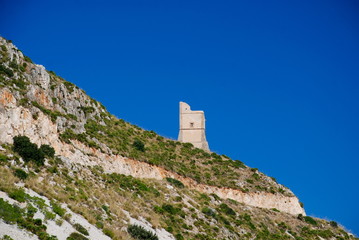 Fototapeta na wymiar Wybrzeże średniowieczna wieża, Sycylia, Włochy