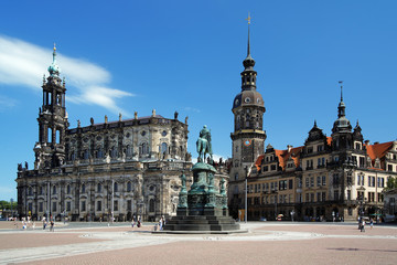 Fototapeta na wymiar Kościół, Pomnik Króla Jana i Zamek w Dre¼nie. Niemcy