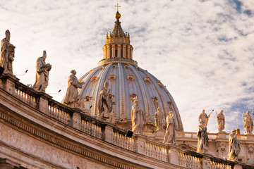 Colonnato del Bernini e Basilica di San Pietro Roma