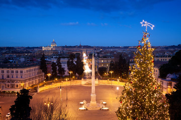 Fototapeta na wymiar Plac Ludowy w Boże Narodzenie