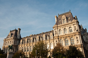 Fototapeta na wymiar Hôtel de ville de paris