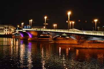 Fototapeta na wymiar Night view of Blagoveshchensky Bridge in St Petersburg