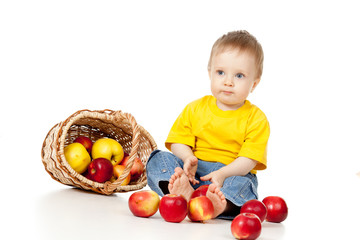 Fototapeta na wymiar Little Child with healthy food