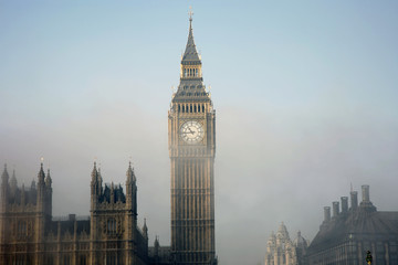 Fototapeta na wymiar Big Ben in Fog