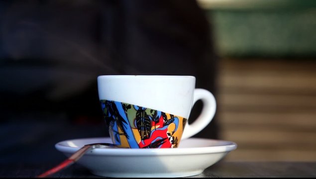caf&eacute;