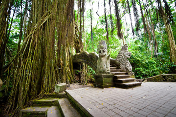 Island of the Thousand Temples