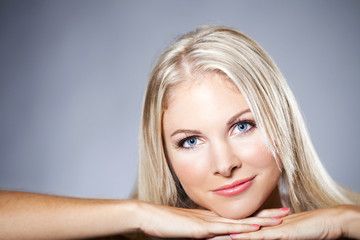 Naklejka premium Beautiful woman