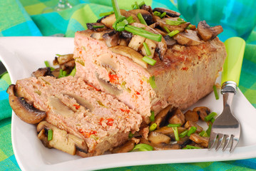 meatloaf with mushrooms and pepper