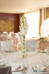 White wedding table set