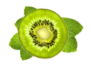 Obraz na płótnie Canvas Fresh kiwi slice over mint leaves isolated on white background