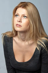 Naklejka premium Portrait of a young and beautiful girl