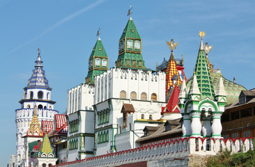 Fototapeta na wymiar Izmailovo. View of the Kremlin towers