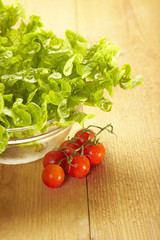lettuce and tomatoe salad