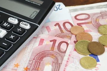 euros and calculator