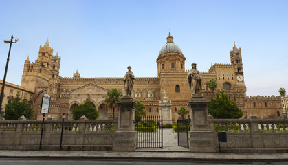 Fototapeta premium Cathedral of Vergine Maria Santissima Assunta in cielo, Palermo