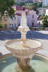 fuente estilo manuelino