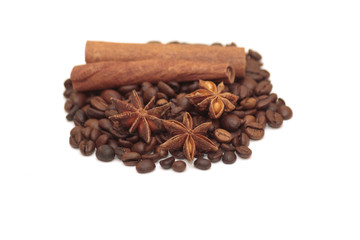 badiane, café et cannelle