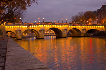Fototapeta premium Pont Neuf at Dawn