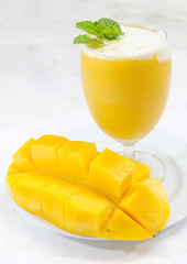 mango smoothie