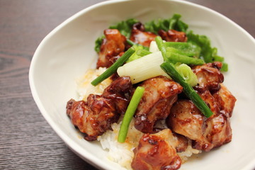 焼き鳥丼
