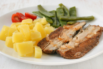 fish with vegetables