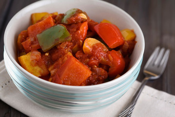 Paprika mit Tomatensauce