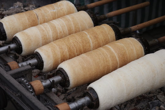 kurtos kalacs, typical hungarian cake