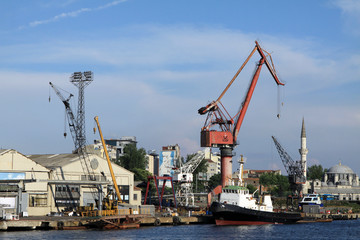 Fototapeta na wymiar The shipyard in Halic, Istanbul.