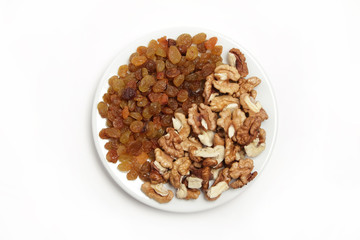 Изюм и орехи