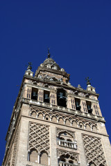 Fototapeta premium Campanile della cattedrale di Siviglia