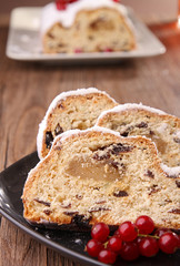 stollen fruit