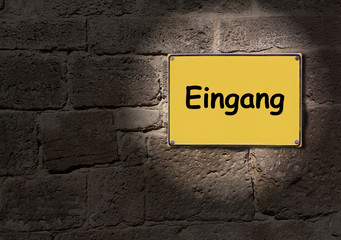 Gelbes Schild Eingang