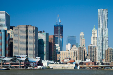 Fototapeta na wymiar New York City Downtown w Wieży Wolności