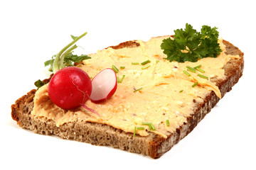 Brot mit Aufstrich