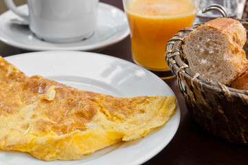 omelet with ham