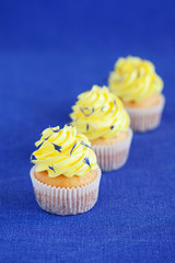 Lemon yellow cupcakes