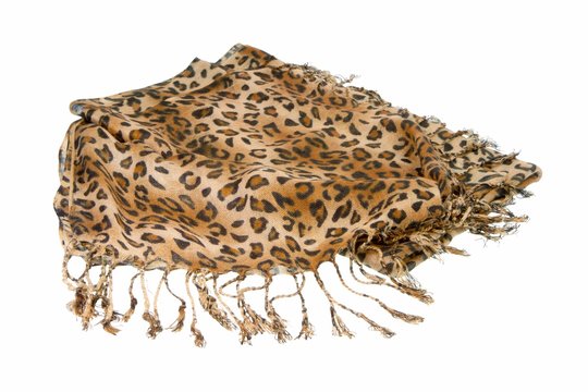 Schal mit Leoparden Muster isoliert
