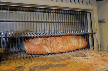 machine à couper le pain