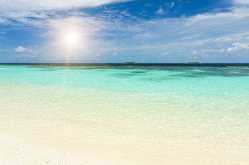 Fototapeta na wymiar Sea and Maldives