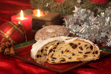 Christstollen zur Weihnachtszeit
