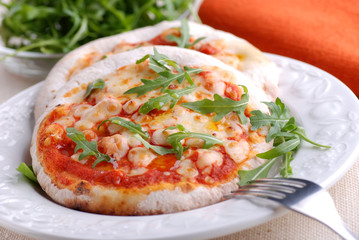 pizzette con rucola - due